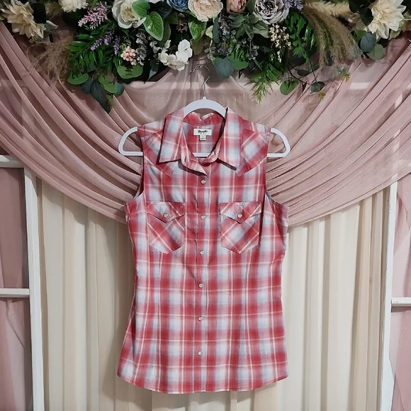 Wrangler Red Plaid Sleeveless Button Down Shirt - Picture 1 of 6